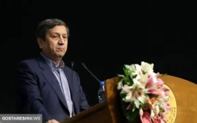 تاکید همتی بر همکاری بانک و بورس