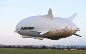 flying bum؛ بزرگ‌ترین هواپیمای جهان با قیمت ۱۷۵ میلیون دلار