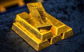 طلای جهانی همچنان در مسیر نزولی؛ آیا نرخ فلز زرد ثابت می‌شود؟