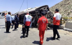 مصدومیت ۱۳ نفر بر اثر واژگونی ون زائران اربعین