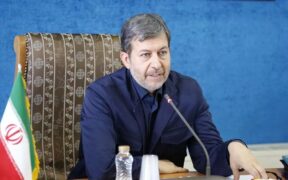 استاندار اصفهان: آب پایدار صنایع از دریا تأمین می‌شود، منابع زیرزمینی نفس می‌کشند