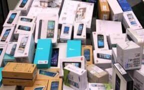 حقوق گمرکی واردات گوشی‌های لوکس در بودجه ۱۴۰۵ اعلام شد