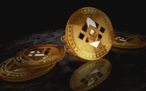 سقوط قیمت BNB به زیر ۹۰۰ دلار