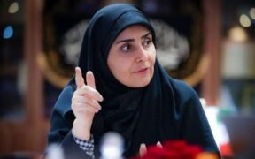وزیر راه و شهرسازی: ۴ هزار کامیون در حال تخلیه کالاهای اساسی از بنادر هستند
