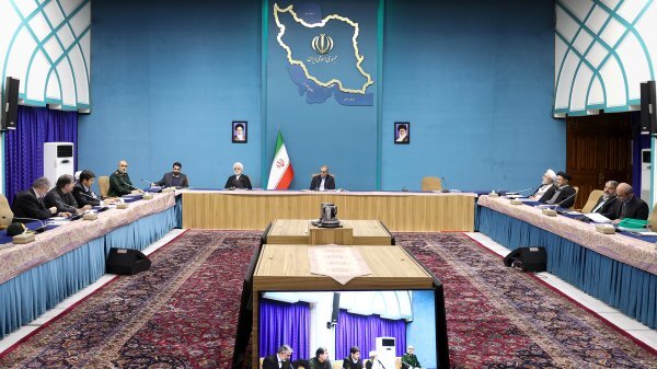 رفع فیلترینگ از اختیارات قانونی رئیسجمهور نیست / نهادهای نهادهای مدنی و صنفی مطالبهگر شوند قفل فیلترینگ با کلید اصناف باز میشود نه وعده رئیسجمهور