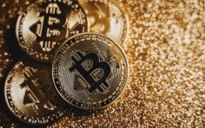 گری‌اسکیل: بیت کوین فعلاً مانند سهام تکنولوژی عمل می‌کند تا طلا
