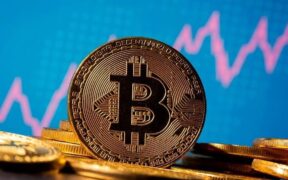 افزایش قیمت نفت بیت‌کوین را زمین‌گیر کرد!