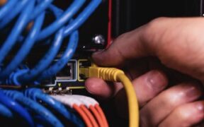 ورود غیرمنتظره «اینترنت پرو» به بازار ایران؛ چه کسانی از این اینترنت برخوردار می‌شوند؟