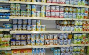 دستور فوری دادستان تهران برای ترخیص ۵۰ هزار قوطی شیرخشک وارداتی