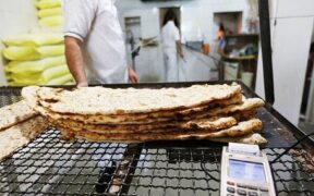 متخصص تغذیه: نان کامل را جایگزین نان سفید کنید