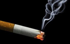 هر نخ سیگار ۱۱ دقیقه از عمر انسان کم می کند
