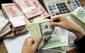 اما و اگرهای سرمایه‌گذاری ۳۰۰ میلیارد دلاری| منابع ارزی بلوکه شده به بخش تولید می‌رسد؟