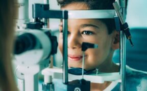 تبعات عدم پوشش بیمه‌ای خدمات اپتومتری؛ تهدید سلامت بینایی جامعه
