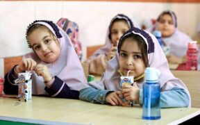 آیا امسال دانش آموزان در مدرسه «شیر» می خورند!